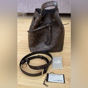 Authentic FURLA Costanza Bucket Bag, color Toni Glace leopard print